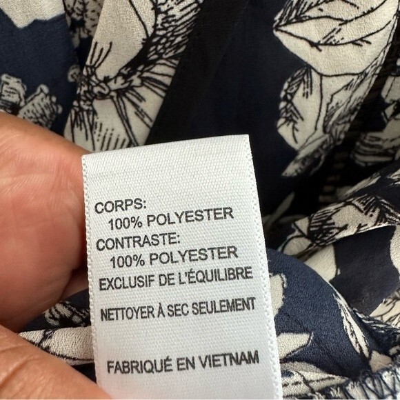 ASTR Floral Long Sleeve Top Size XS - Picture 3 of 8